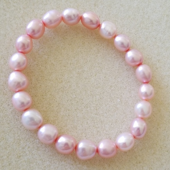 Pink Fresh Water Pearl Elastic Stretch Bracelet - Picture 3 of 4